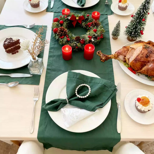 The best Christmas tablecloths for a festive feast